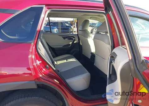 2019 Toyota Rav4 Xle Premium z USA, uszkodzony, nr VIN JTMA1RFV3KD034597